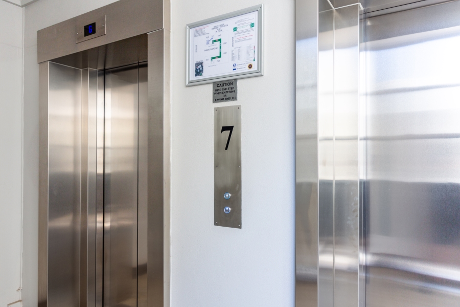 2 Bedroom Property for Sale in Mouille Point Western Cape